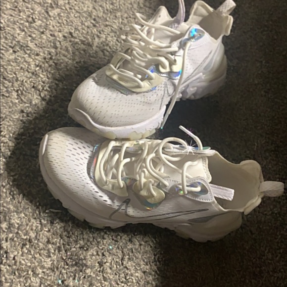 They reflect - Picture 3 of 5